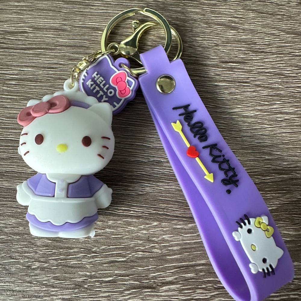 Hello Kitty Keychain and Pen set - Picture 2 of 7